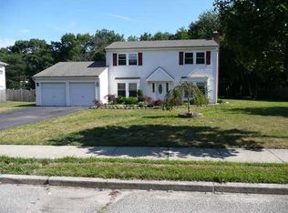 523 San Juan Dr, Toms River, NJ 08753
