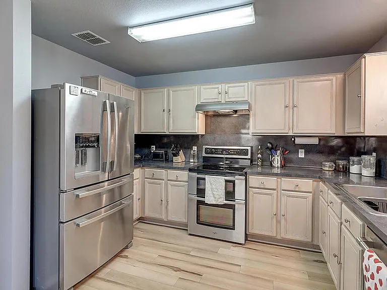 7846 Falcon Dr — Photo 25