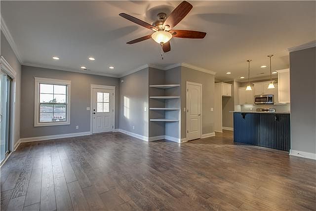 2nd image of 3250 Blue Sky Dr #61