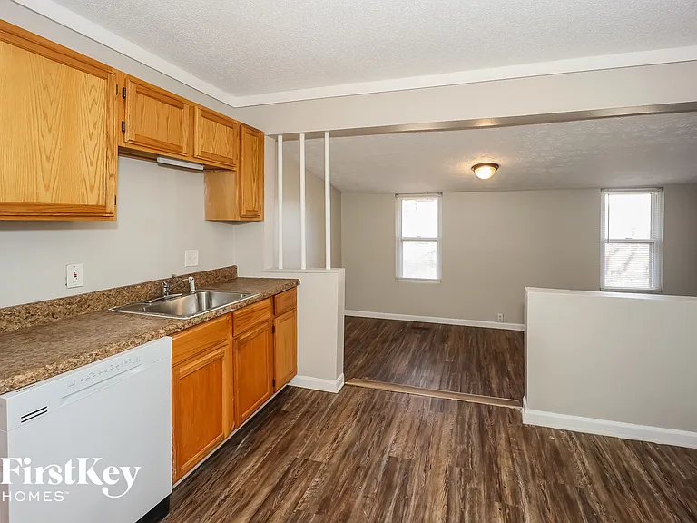 519 Erin Ave SW — Photo 7