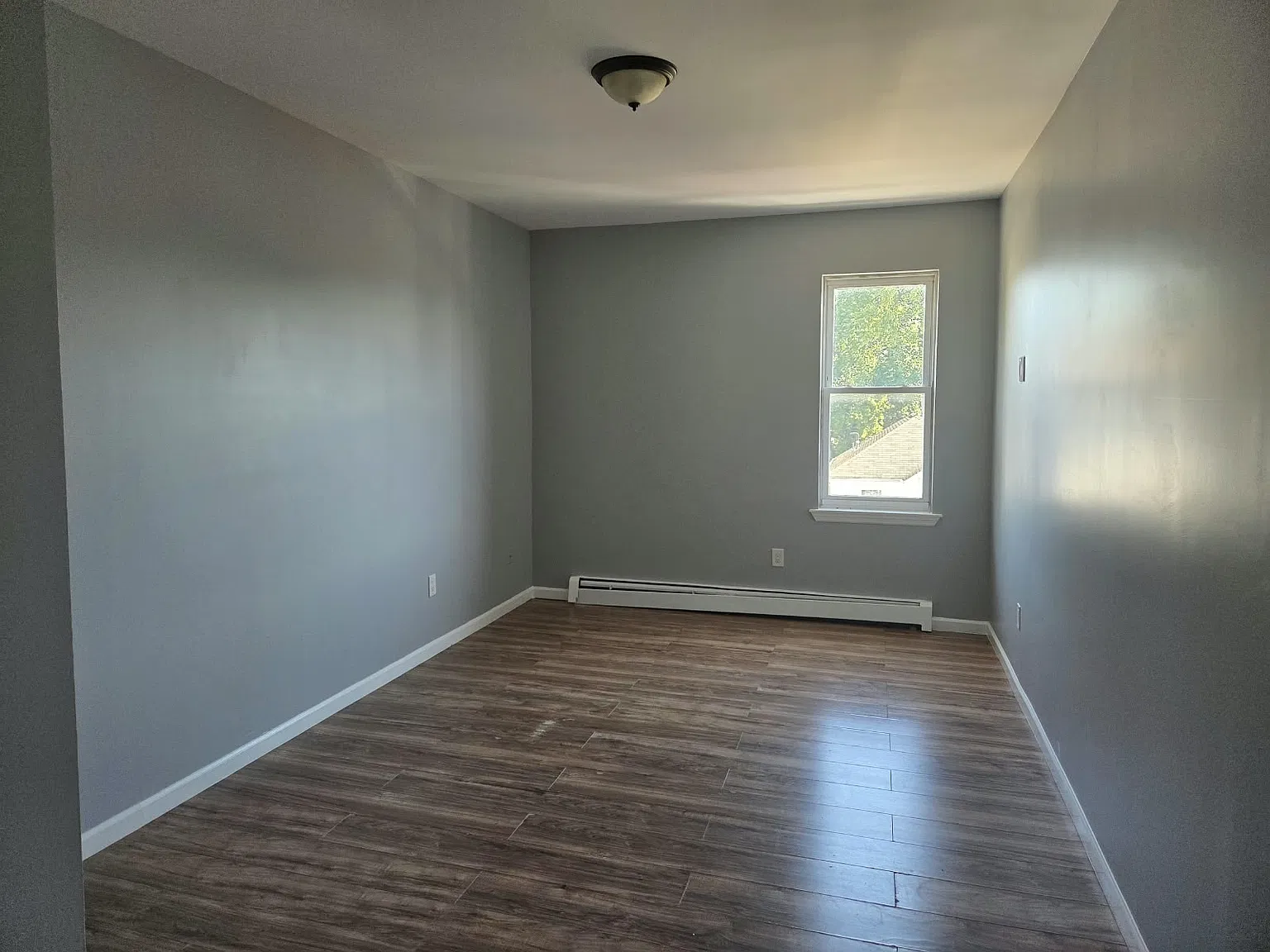 2 bed, 700 sqft, $1,750 — Photo 4