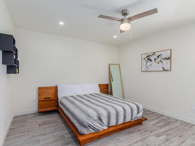 2238 E Grant Rd #2 — Photo 20