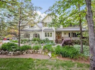 8477 Rocky Pines Dr NE, Rockford, MI 49341