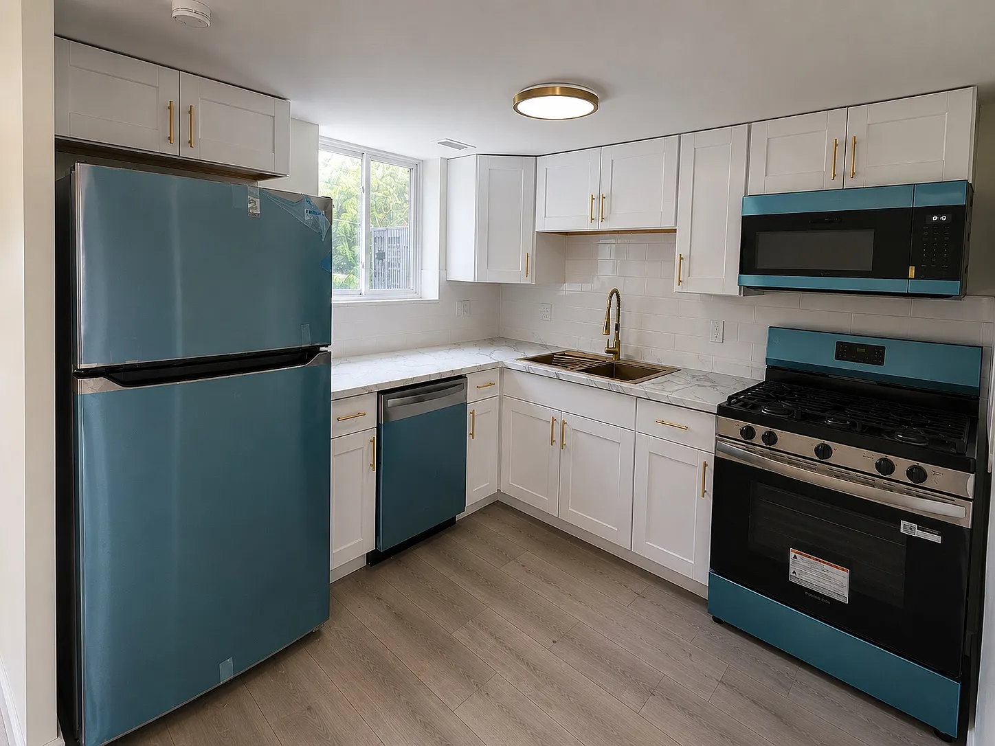 2 bed, 950 sqft, $1,500 — Photo 3
