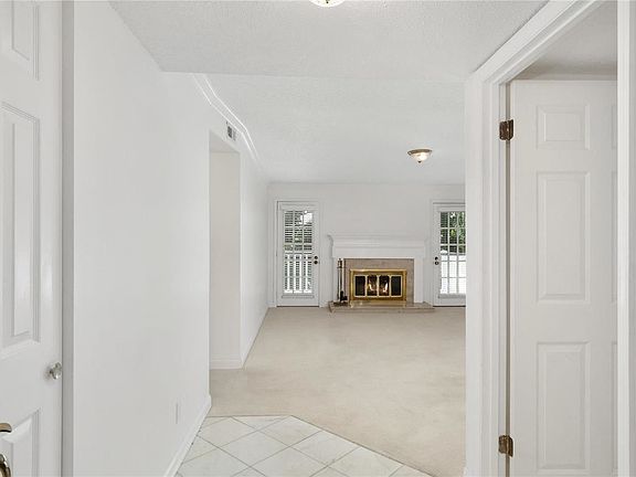 3rd image of 15021 Claymoor Ct APT 15