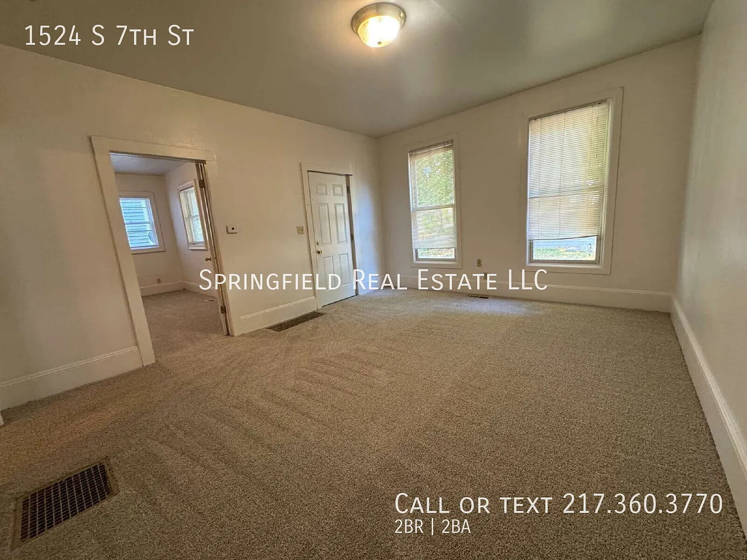 Charming Springfield Retreat: Cozy 2-Bedroom Home with Spacious 1208 Sq Ft Layout! — Photo 4