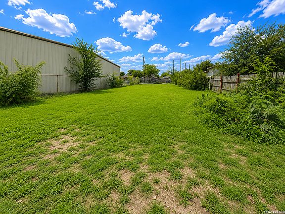 3rd image of 6631 Winkle Ct LOT 8