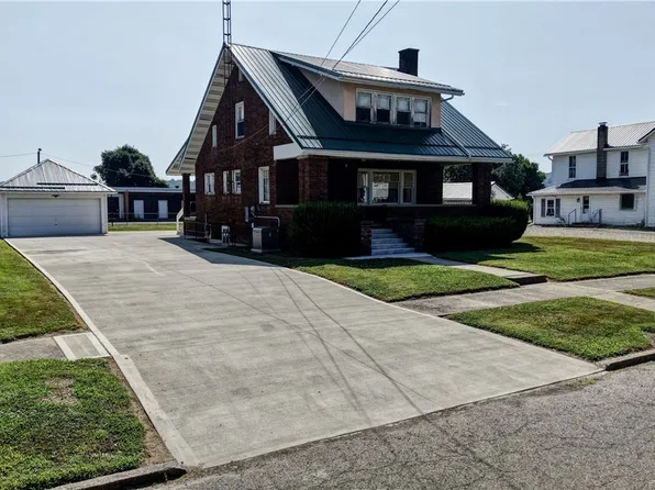 100 N State St, Frazeysburg, OH 43822