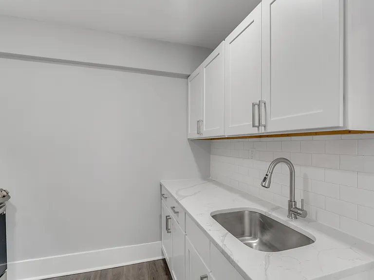 617 Vernon Rd #B02 — Photo 10
