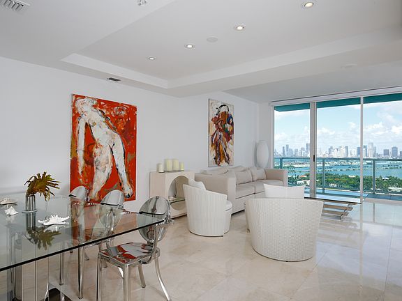 3rd image of 650 West Ave Ph 9