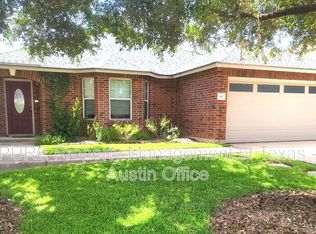 307 Evening Grosbeak Dr, Pflugerville, TX 78660