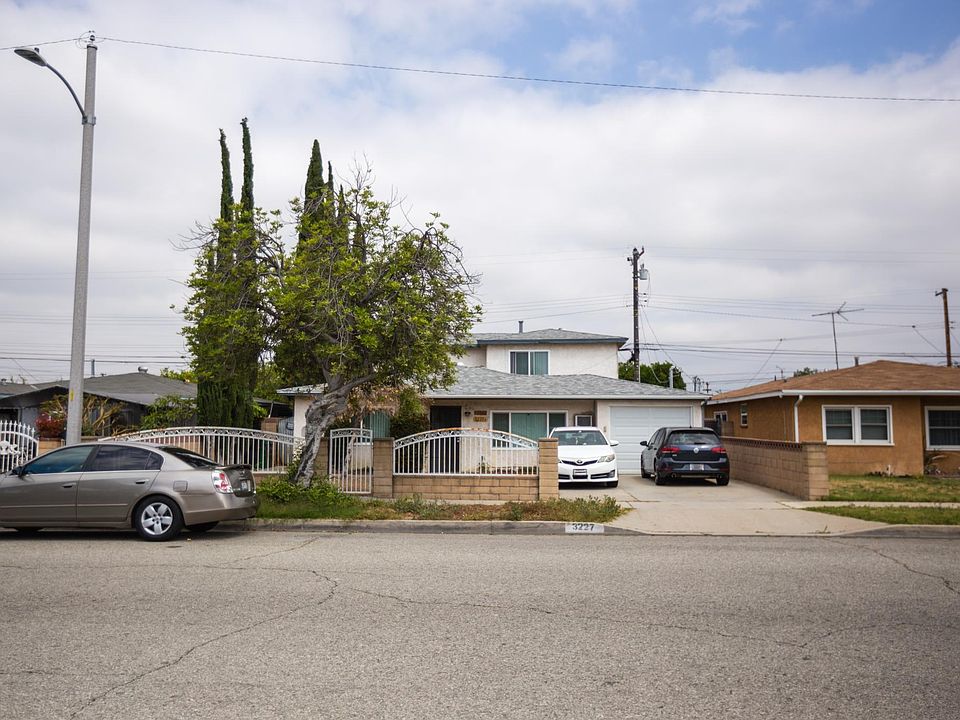 1st image of 3227 Feather Ave