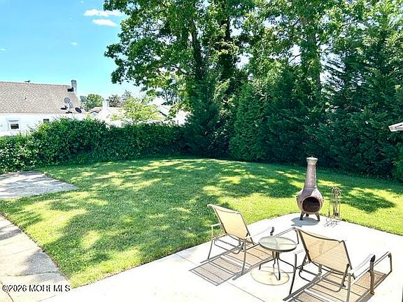 4th image of 333 Lincoln Court