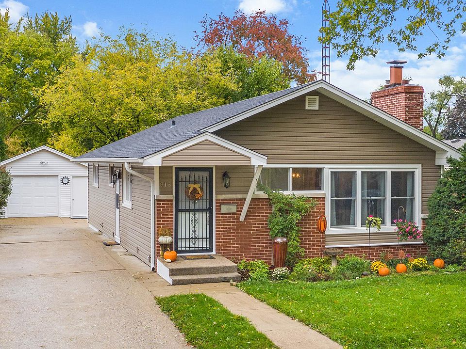 1st image of 915 Kenilworth Pl