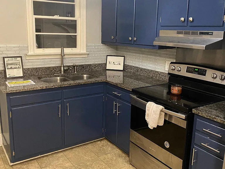 3415 Rosewood Dr — Photo 5
