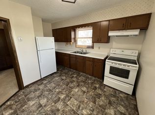 833 S Merton St #2, Aberdeen, SD 57401