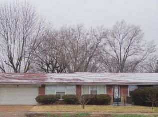 10325 Bellefontaine Rd, Saint Louis, MO