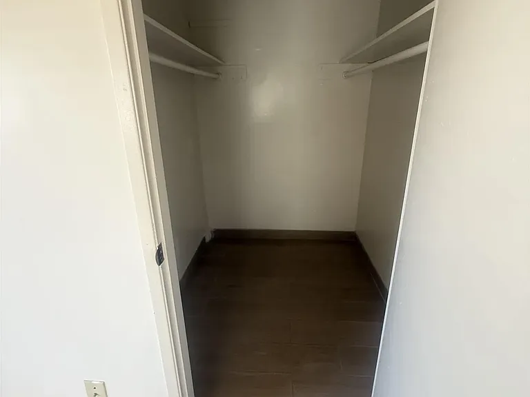 528 Palomar St — Photo 9