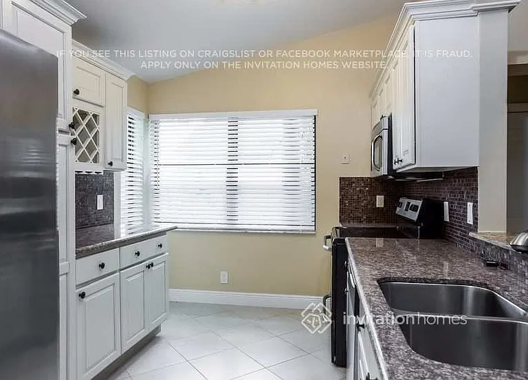 5741 Northpointe Ln — Photo 9