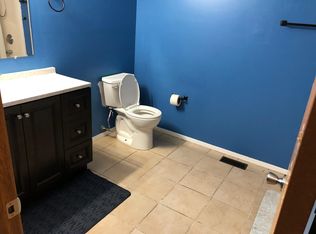 656 S Lincoln Ave, Waukegan, IL 60085