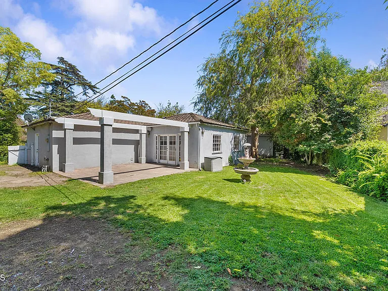 2335 Lorain Rd — Photo 15