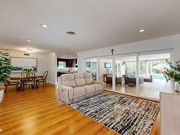 5th image of 2125 NE 60th Street