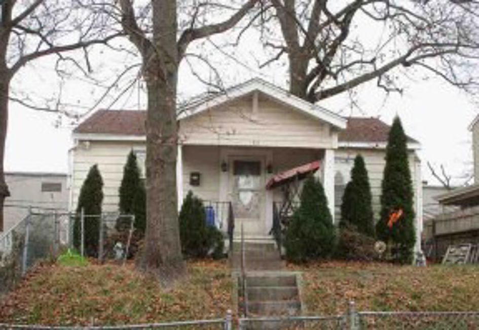 1st image of 106 Alcock Rd