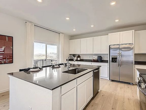 Kitchen with Island