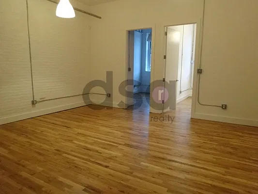 Rented by DSA Realty | media 26