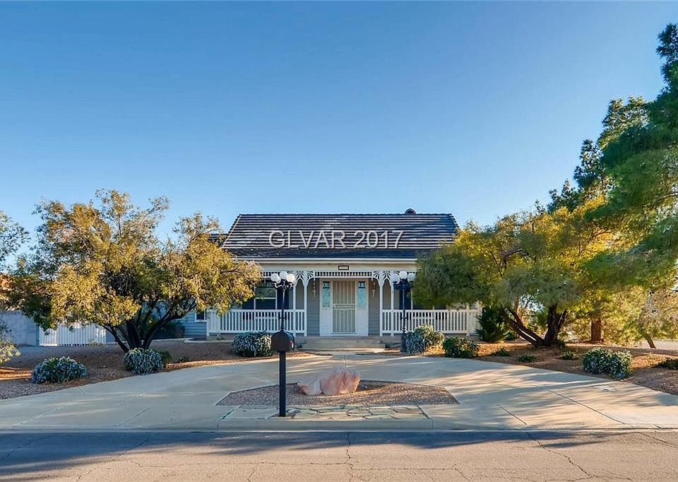 1st image of 251 E Delamar Dr