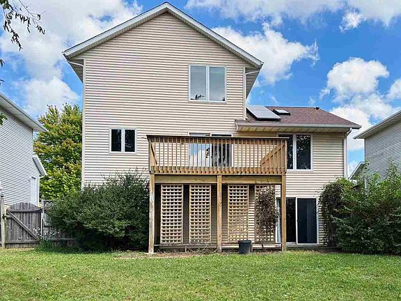 2nd image of 1730 Park Ridge Dr