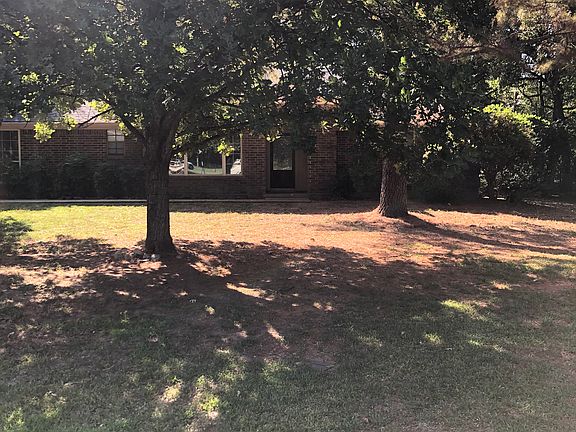3rd image of 969 Elkin Ln