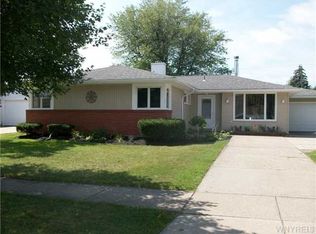 200 Glenhurst Rd, Tonawanda, NY 14150