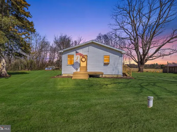 412 Three Bridge Rd, Newfield, NJ 08344