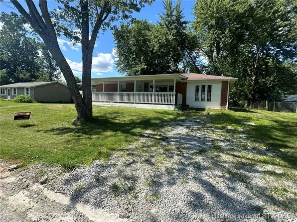 158 S Sycamore Drive, Hanover, IN 47243
