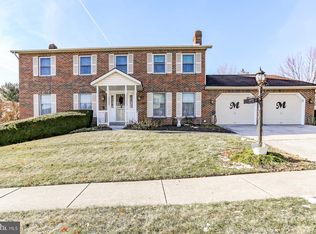 1210 E Powderhorn Rd, Mechanicsburg, PA 17050