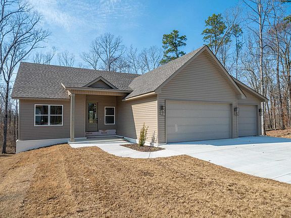 2nd image of 307 Diamondhead Dr
