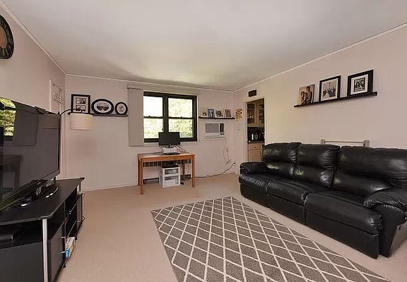 3rd image of 57-68 246th Cres #2