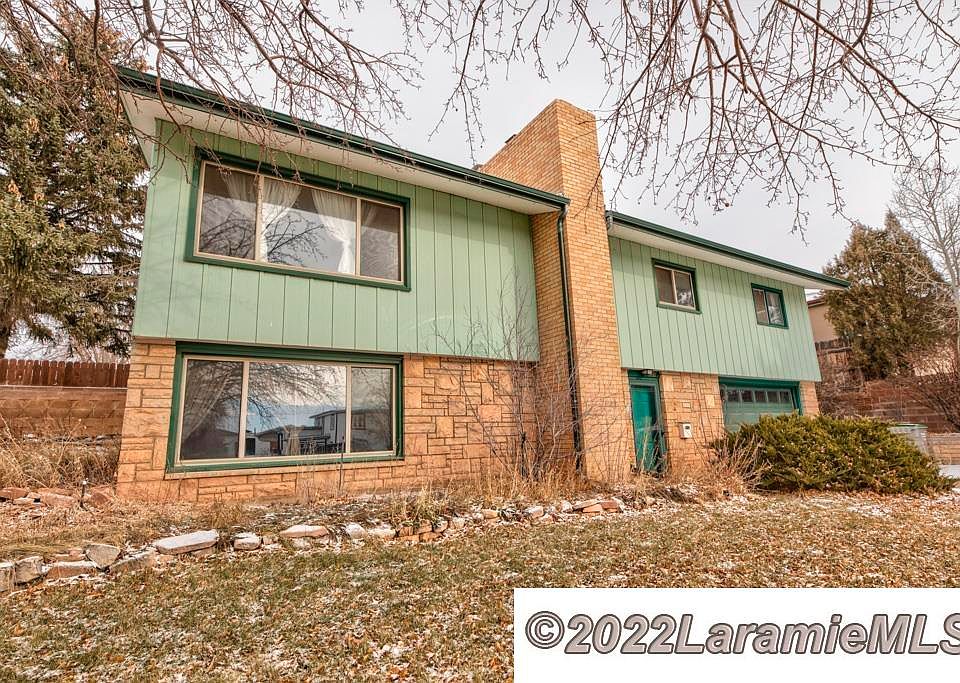 1st image of 1407 E Sully St