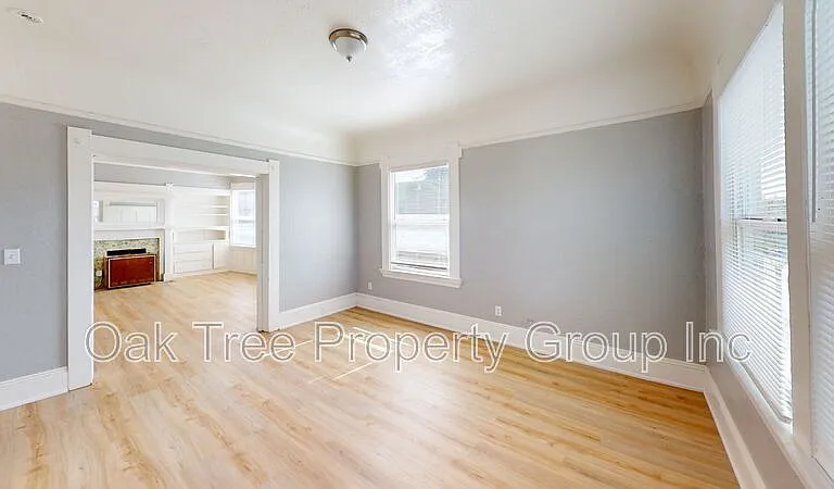 3252 Martin Luther King Jr Way — Photo 5