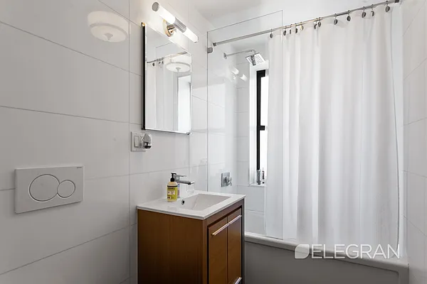 Rented by (Legacy) Elegran | media 12
