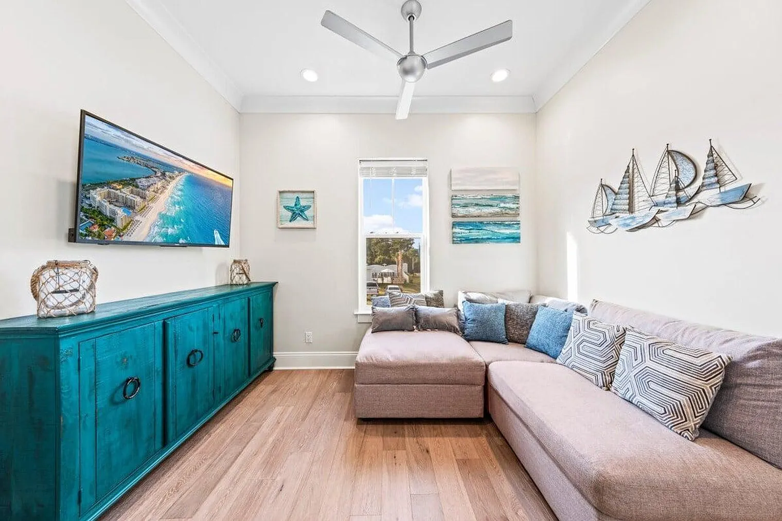 4 bed, 3.0 bath, 2088 sqft, $3,834 — Photo 1