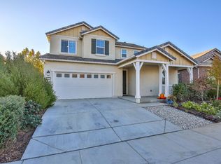 1220 Columbia Dr, Dixon, CA 95620