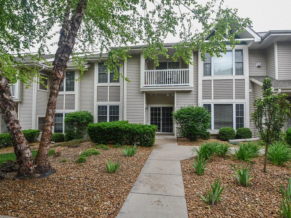 1st image of 6240 Walnut Ln #30