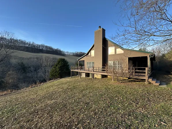 141 Stonewall Hwy, Carthage, TN 37030