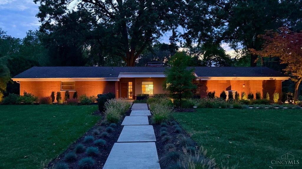 Real estate listing image