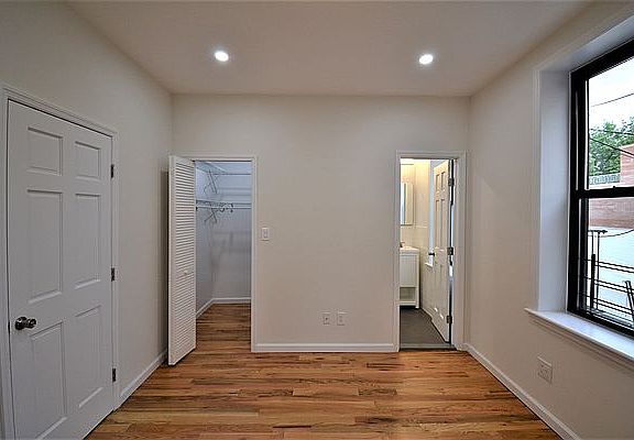 5th image of 5311 5th Ave #4