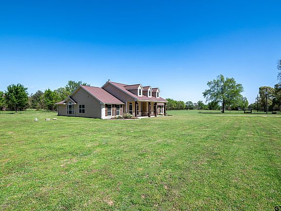 909 County Road 3045, Crockett, TX 75835 | MLS #10153380 | Zillow