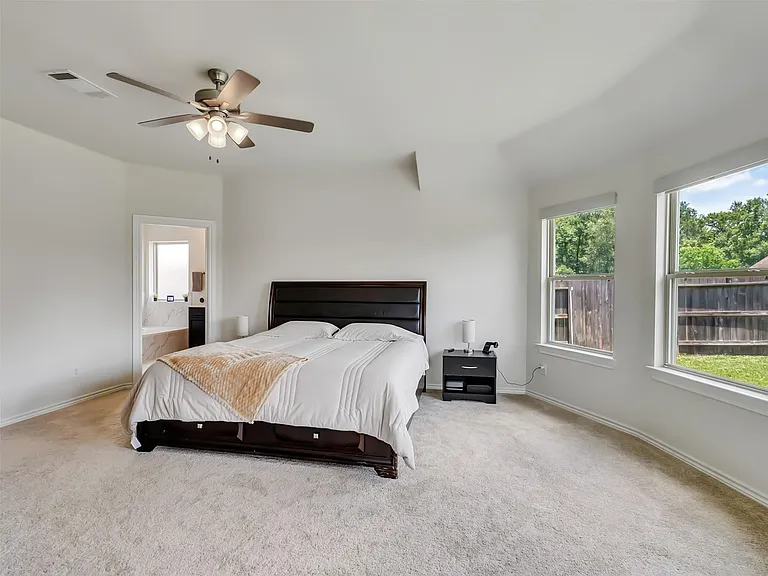 27997 Lone Hollow Ln — Photo 38