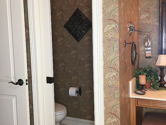 Master bath pocket door